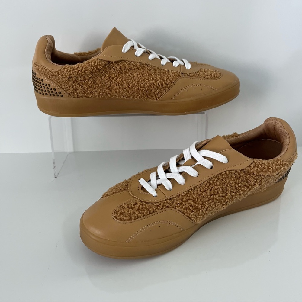 Zodiac Sansa Studded Sneakers Tan Shearling 10 - Picture 4 of 14